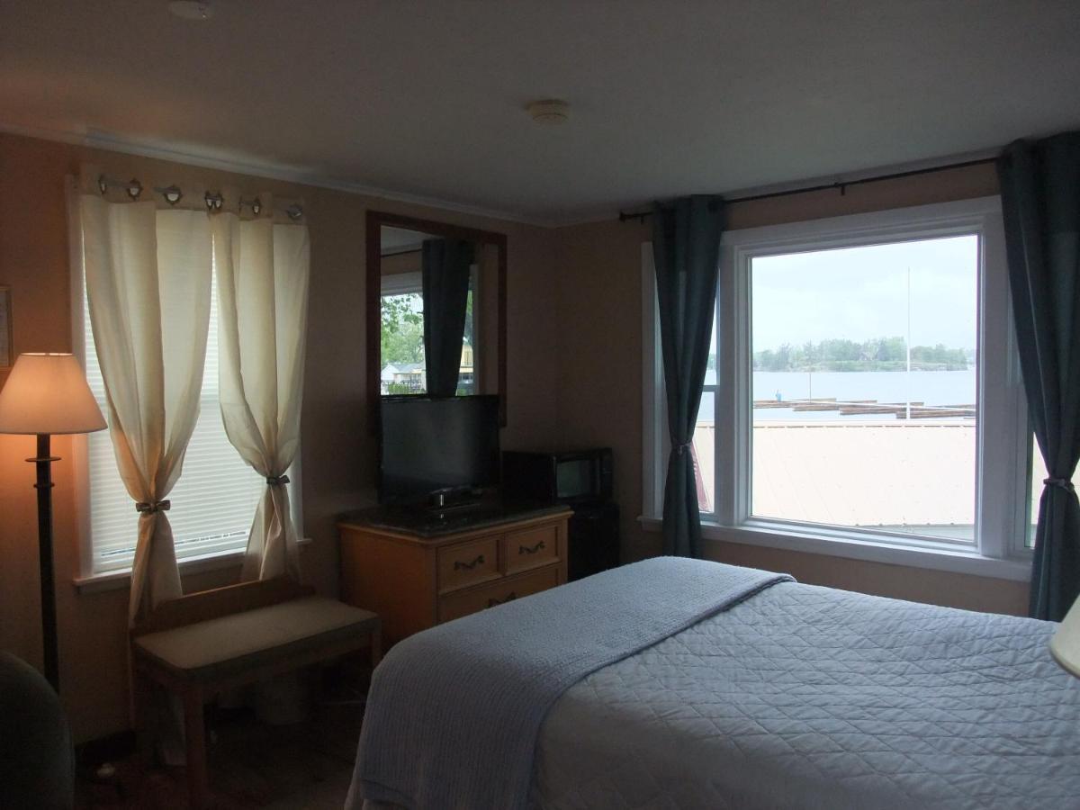 Hills Motel & Marina Alexandria Bay Buitenkant foto